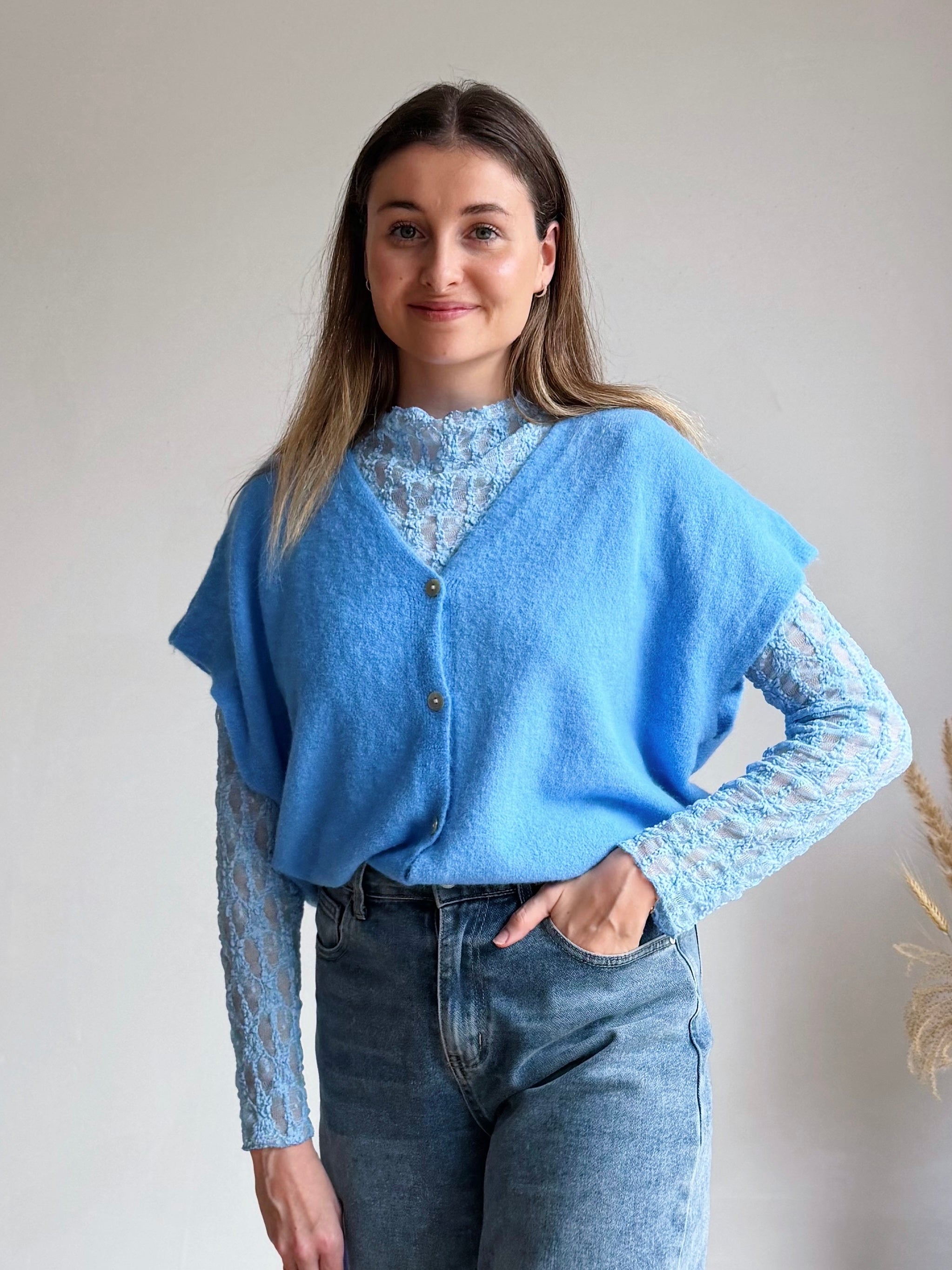 LUCY KNIT CARDIGAN BLUE