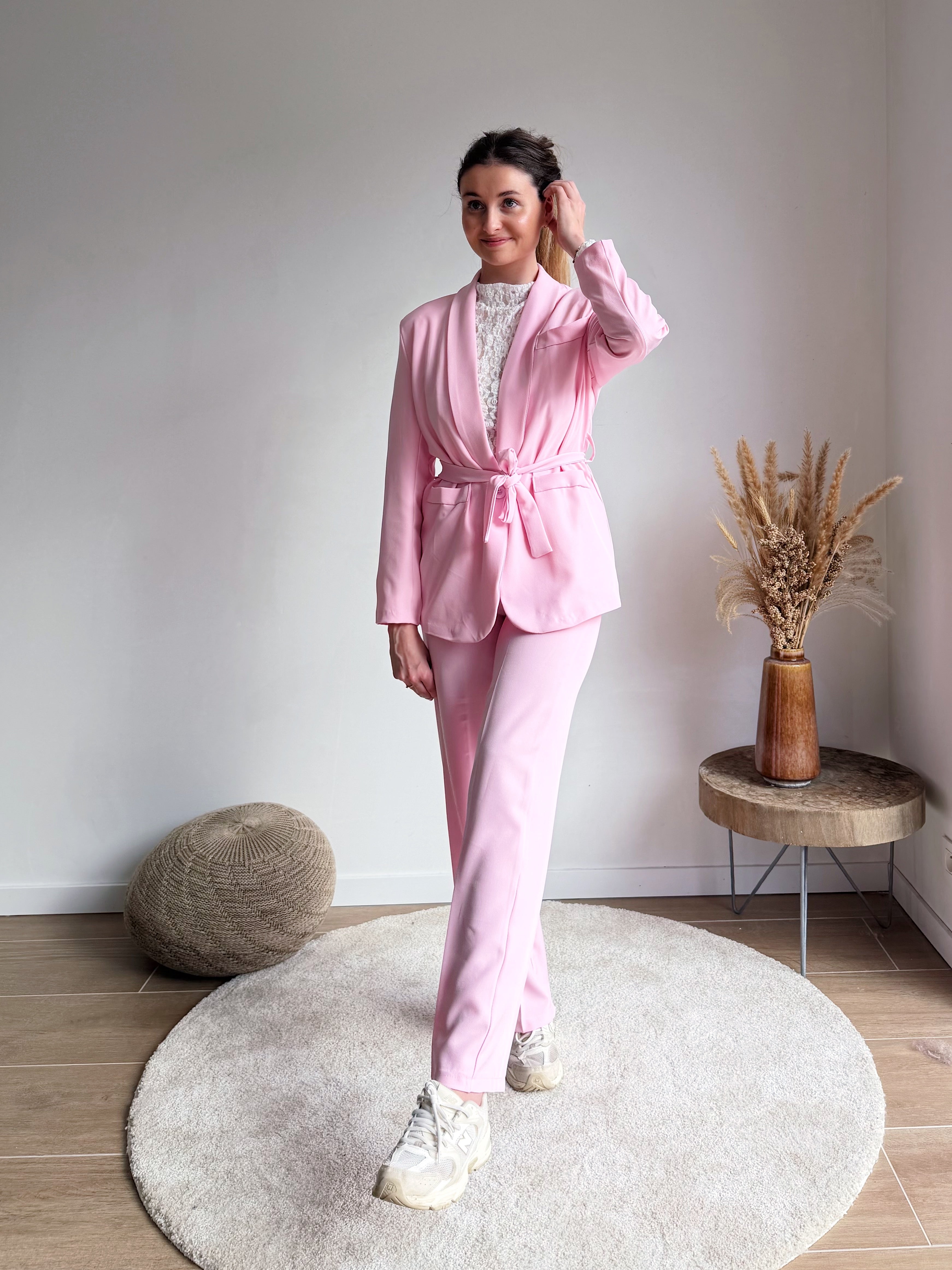 CELESTE SUIT LIGHT PINK