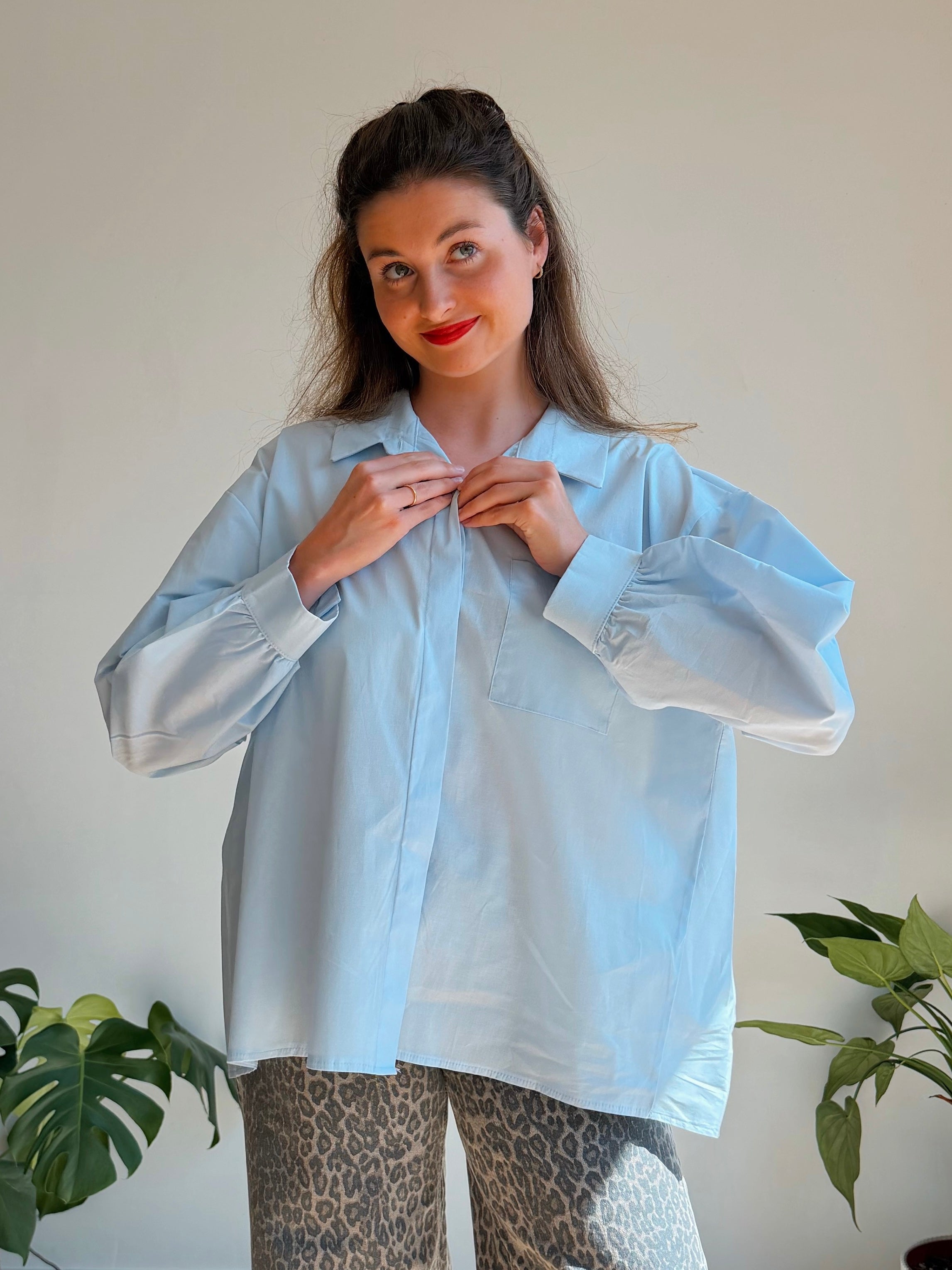 ESTEE BLOUSE LIGHT BLUE