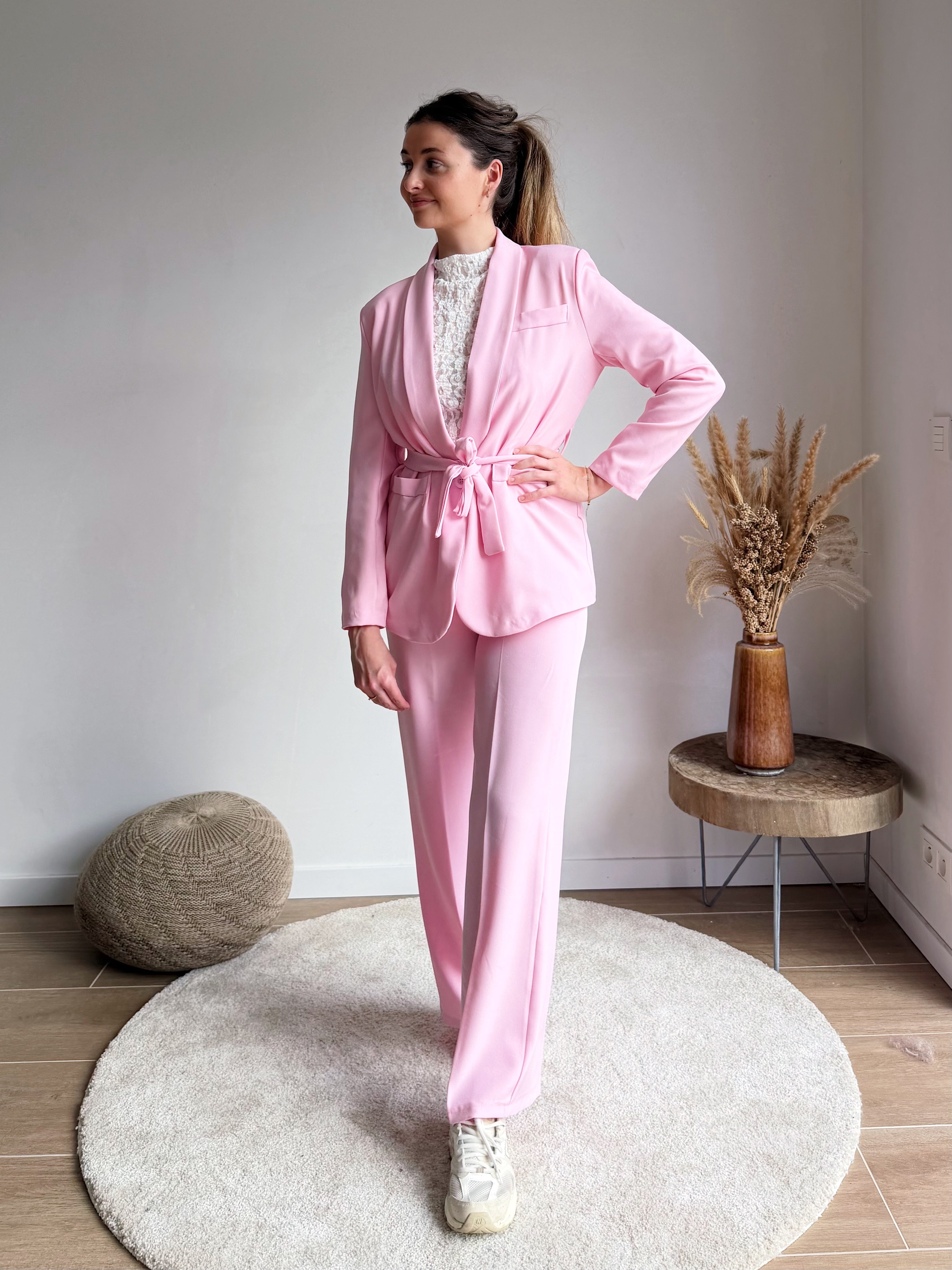 CELESTE SUIT LIGHT PINK